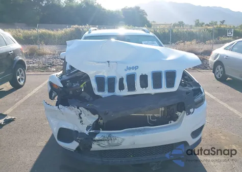 2020 Jeep Cherokee Latitude 4X4 z USA, uszkodzony, nr VIN 1C4PJMCB5LD573036